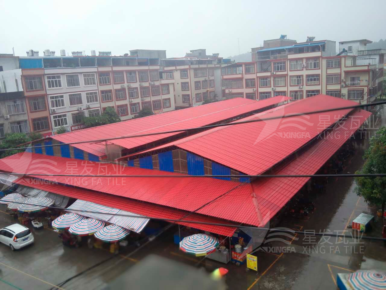 合成樹脂瓦防火性能強(qiáng)不強(qiáng)？遇到高溫，會(huì)不會(huì)著火？